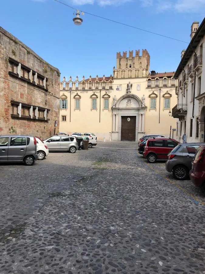 Regal House Verona Vescovado Casa de hóspedes