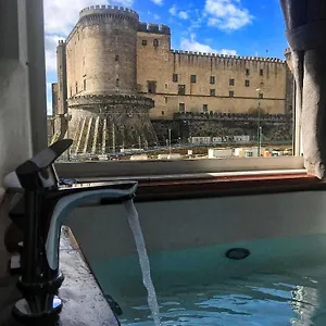Covo Degli Angioini Neapel